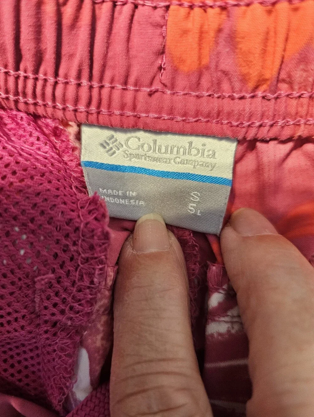 Columbia Sandy River II Printed Shorts Women Small Pink Floral Water Hiking 5 In
